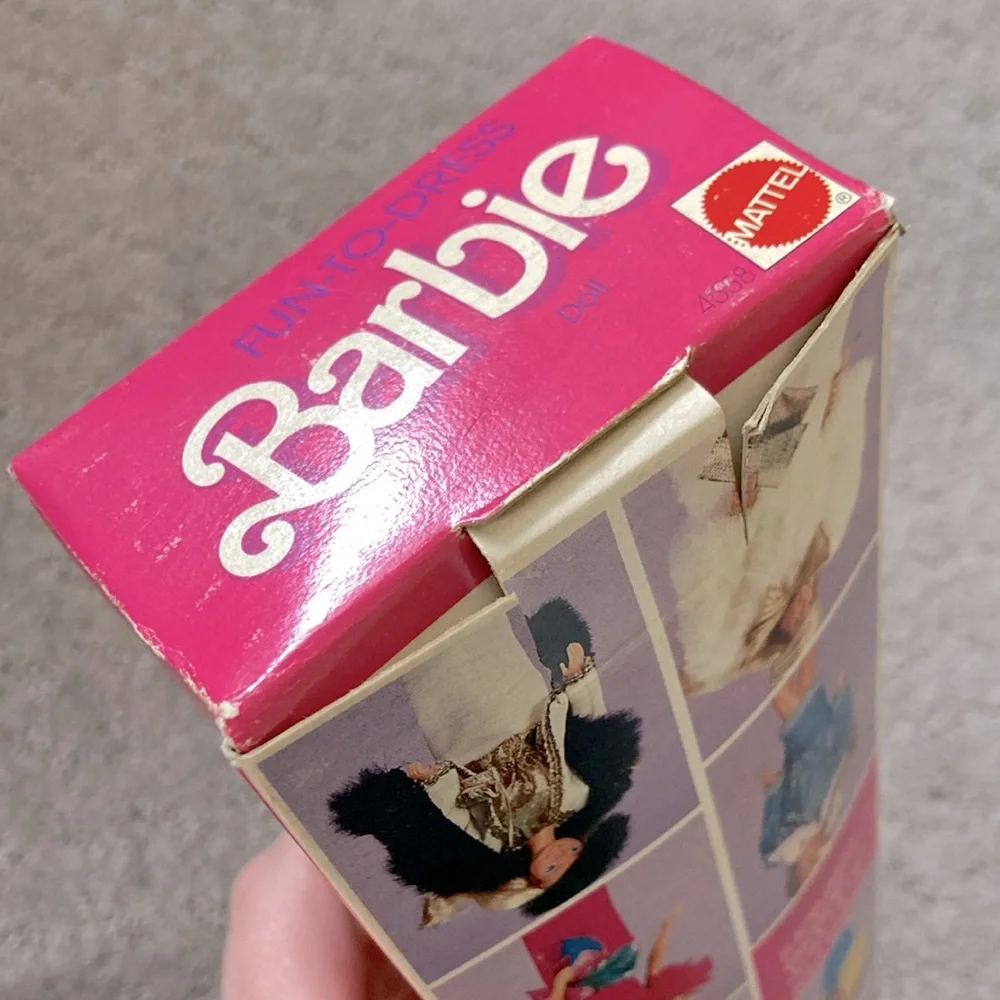 NIB Vintage 1987 Fun-to-Dress Barbie doll.